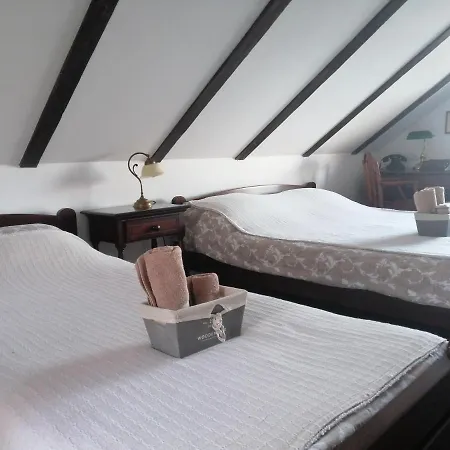 Carobni Breg Nyaraló *