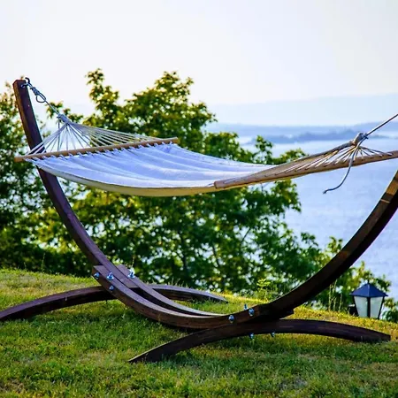 Carobni Breg Ferienhaus *