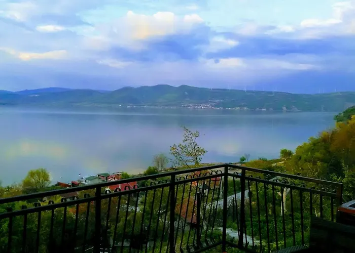 Carobni Breg * Golubac